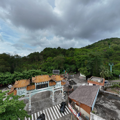 东山岭大门